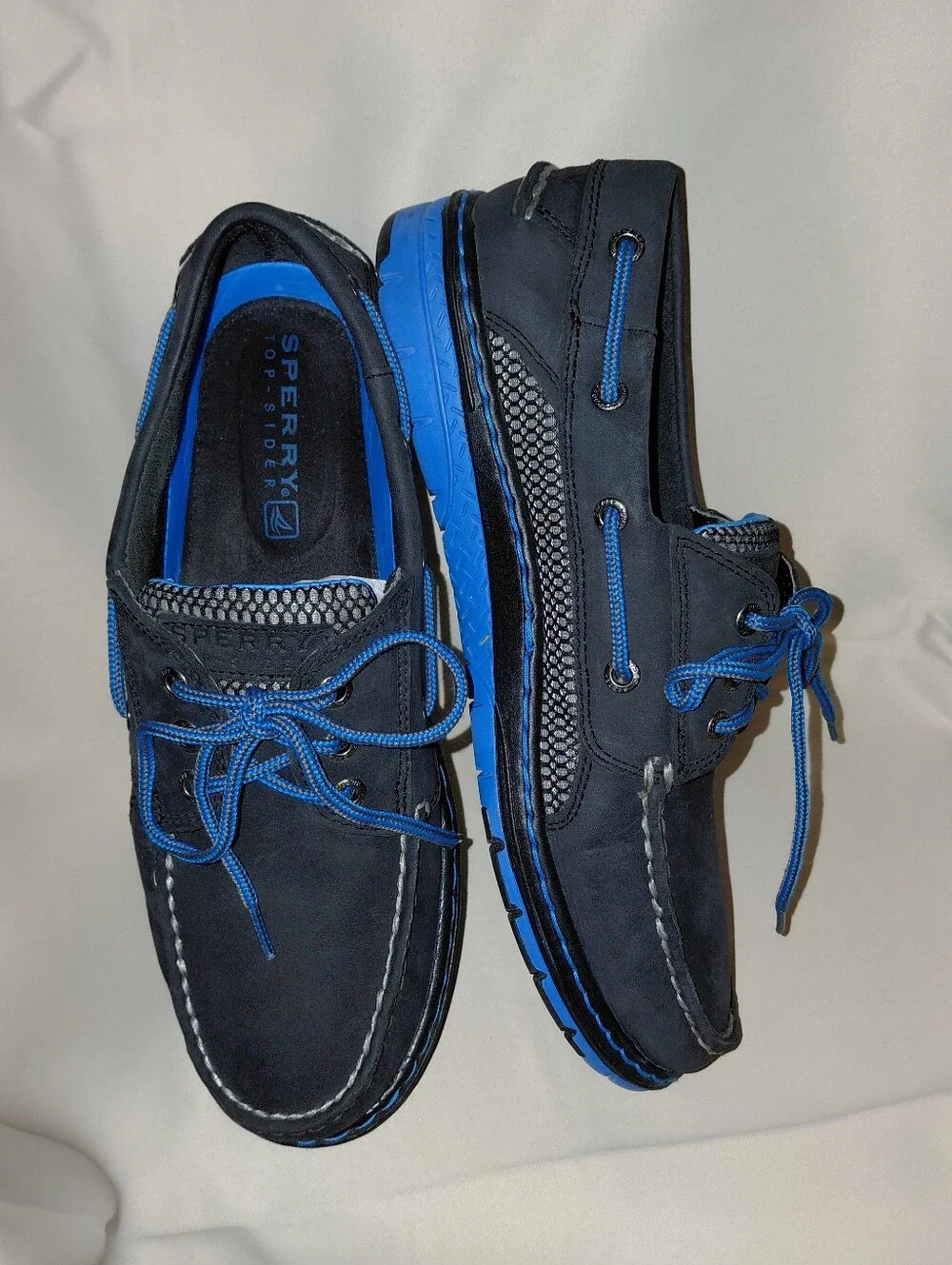 Sperry Men's 8.5M Billfish 3-Eye Boat Shoes, Dark Navy Leather Vibrant Laces New
